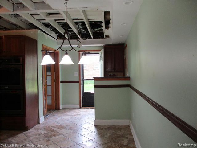 28251 Wildwood Trail, Farmington, MI 48336