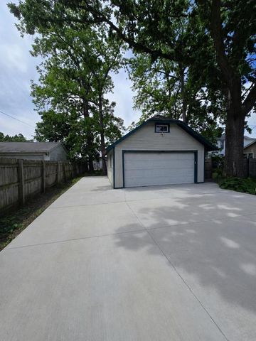 206 Linn Street, Janesville, WI 53548