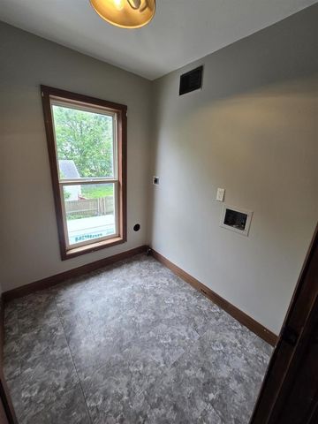 206 Linn Street, Janesville, WI 53548