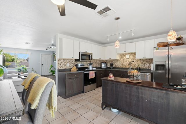 14438 N 33RD Place, Phoenix, AZ 85032