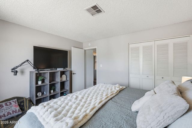 14438 N 33RD Place, Phoenix, AZ 85032