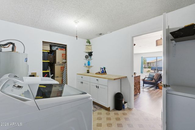 14438 N 33RD Place, Phoenix, AZ 85032