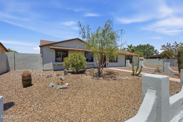 14438 N 33RD Place, Phoenix, AZ 85032