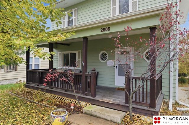 2806 S 33rd Street, Omaha, NE 68105