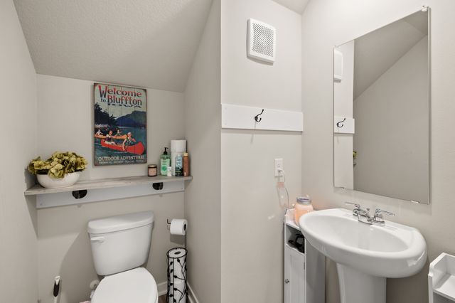 1352 NE 59th Lane, Ankeny, IA 50021