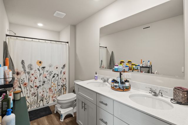 1352 NE 59th Lane, Ankeny, IA 50021