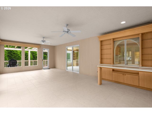 23705 Sw EVEREST Ct, Sherwood, OR 97140