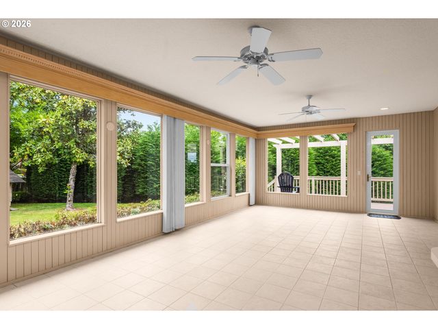 23705 Sw EVEREST Ct, Sherwood, OR 97140