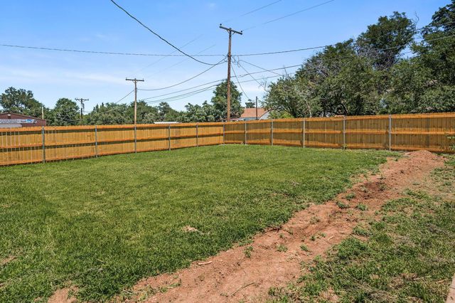 918 N Gray Street, Pampa, TX 79065