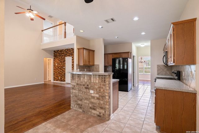 101 Shadow Mt Drive, Cibolo, TX 78108