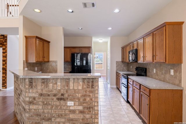 101 Shadow Mt Drive, Cibolo, TX 78108