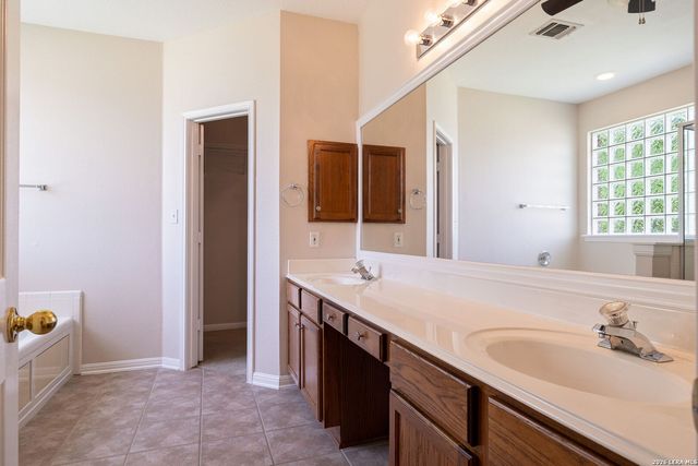 101 Shadow Mt Drive, Cibolo, TX 78108