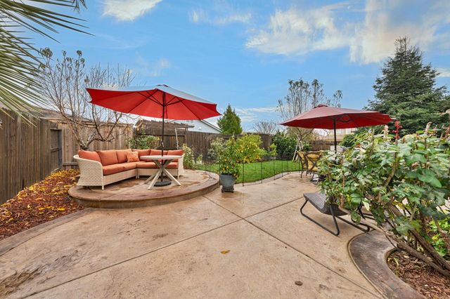 12389 Muir Trail Way, Rancho Cordova, CA 95742