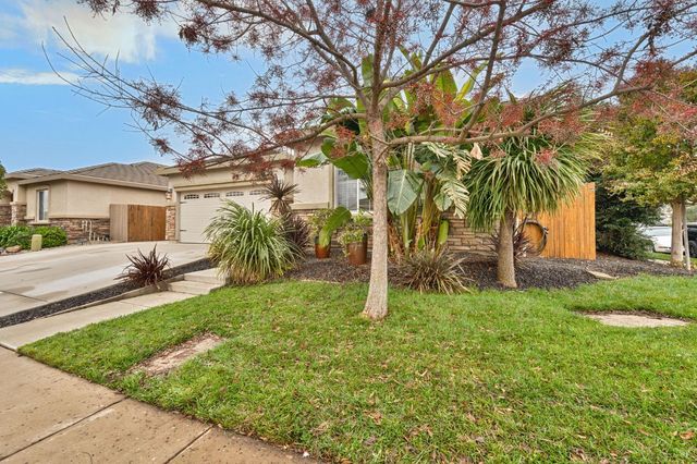 12389 Muir Trail Way, Rancho Cordova, CA 95742