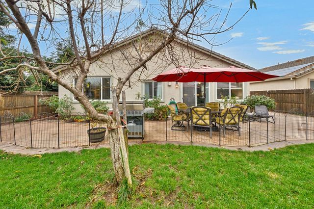 12389 Muir Trail Way, Rancho Cordova, CA 95742