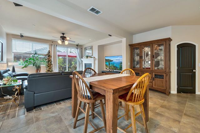 12389 Muir Trail Way, Rancho Cordova, CA 95742