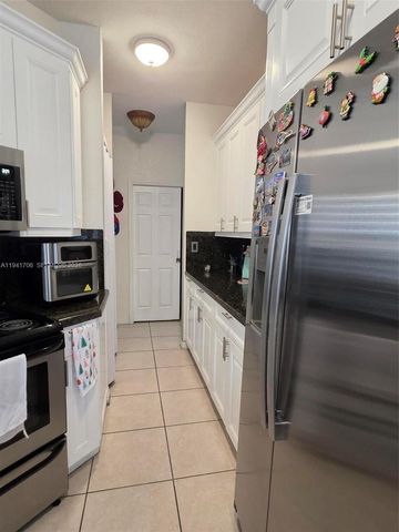 11702 SW 137th Place, Miami, FL 33186