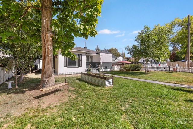 767 Shoup Avenue, Twin Falls, ID 83301