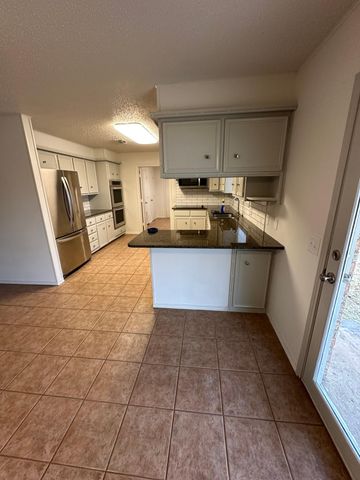 1633 124th Street, Lubbock, TX 79423