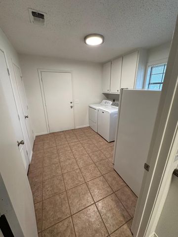 1633 124th Street, Lubbock, TX 79423