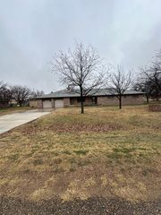 1633 124th Street, Lubbock, TX 79423