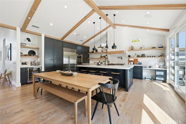 2848 Carob, Newport Beach, CA 92660