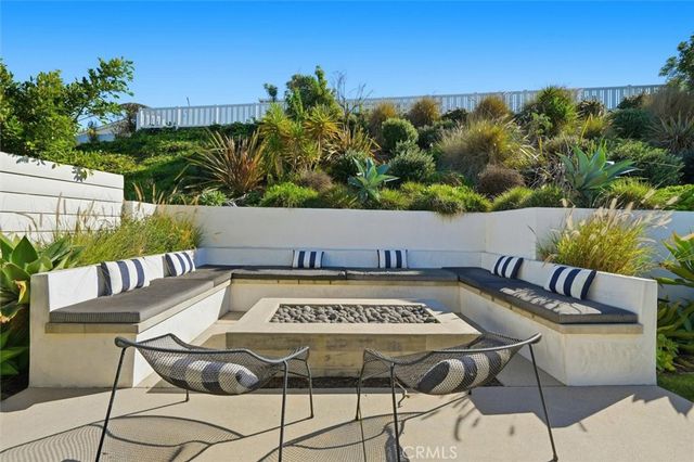 2848 Carob, Newport Beach, CA 92660