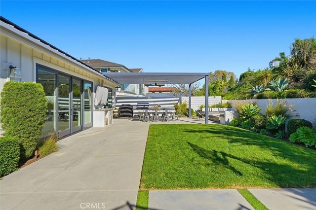 2848 Carob, Newport Beach, CA 92660