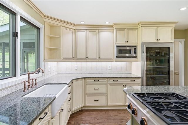 826 Marbrook Drive, Lawrenceville, GA 30044