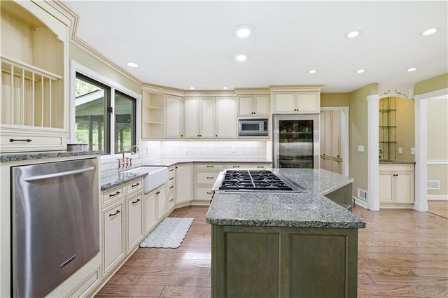 826 Marbrook Drive, Lawrenceville, GA 30044