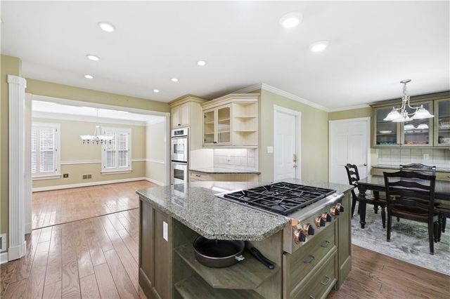 826 Marbrook Drive, Lawrenceville, GA 30044