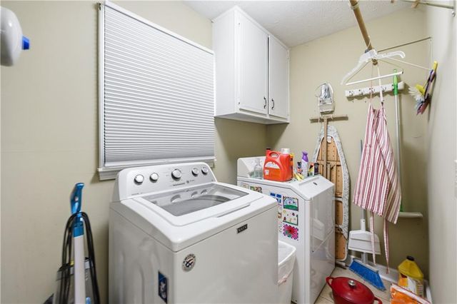 826 Marbrook Drive, Lawrenceville, GA 30044