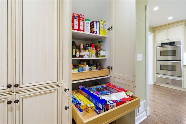 826 Marbrook Drive, Lawrenceville, GA 30044