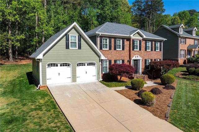 826 Marbrook Drive, Lawrenceville, GA 30044