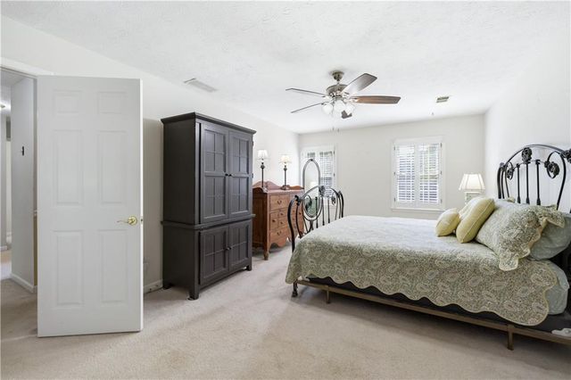 826 Marbrook Drive, Lawrenceville, GA 30044