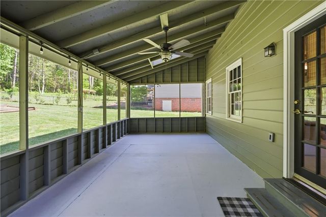 826 Marbrook Drive, Lawrenceville, GA 30044