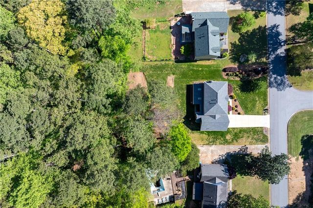 826 Marbrook Drive, Lawrenceville, GA 30044