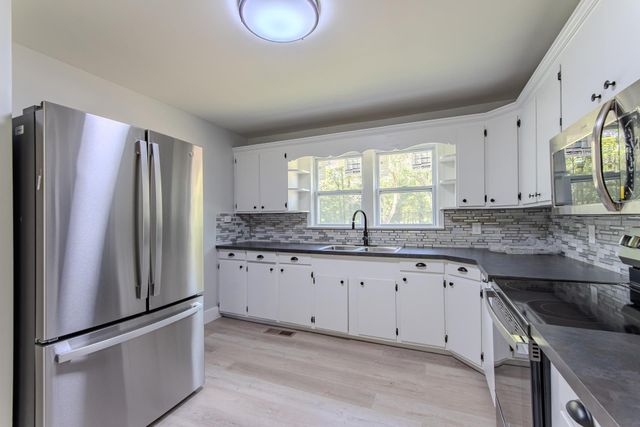 6800 GLENDALE RD, Morris Chapel, TN 38361