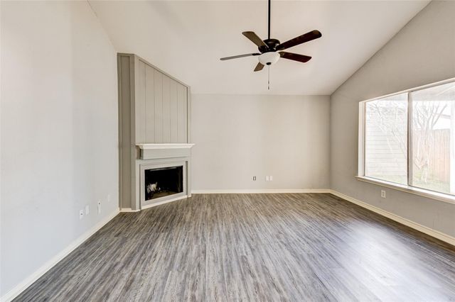 10318 Sommerville Avenue, Houston, TX 77041