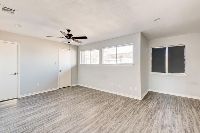 10318 Sommerville Avenue, Houston, TX 77041