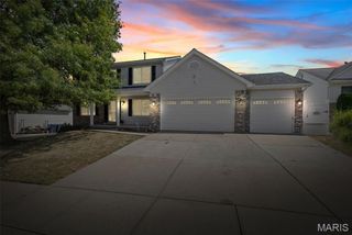 6 Covered Wagon Trail Court, St Peters, MO 63376