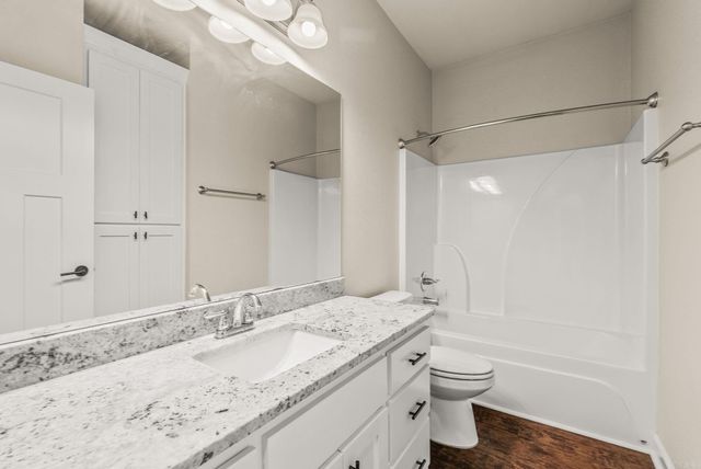 16 Cobalt, Greenbrier, AR 72058