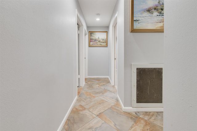 9223 Sandstone Street, Houston, TX 77036