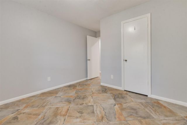 9223 Sandstone Street, Houston, TX 77036