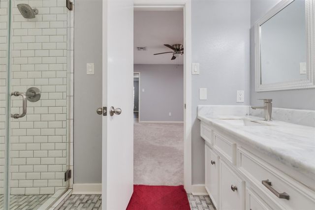 9223 Sandstone Street, Houston, TX 77036