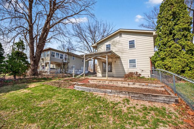 2012 66th Street, Windsor Heights, IA 50324