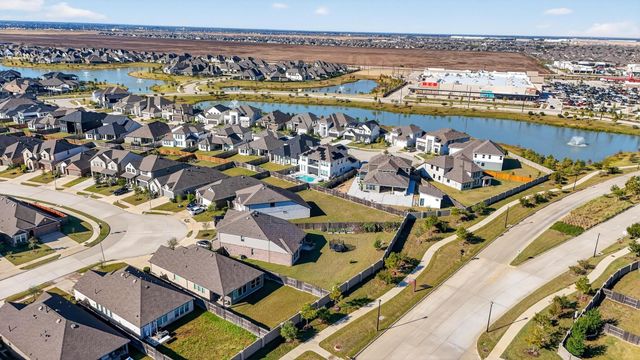 2602 Walnut Crest Drive, Katy, TX 77494