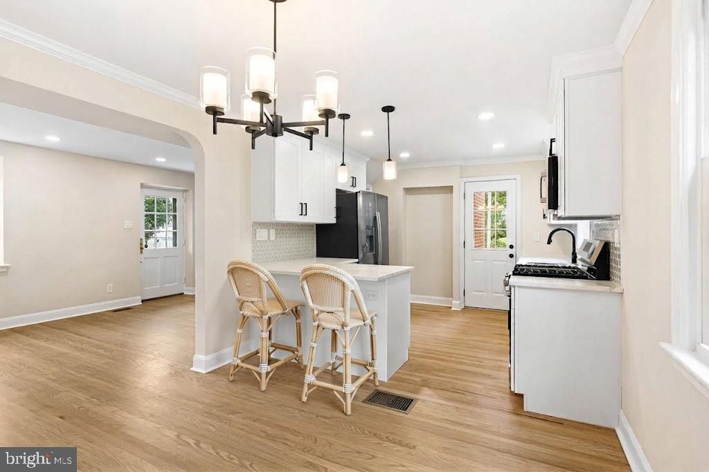 Image 6 of property listing at 776 BROOKE RD, Glenside, PA 19038