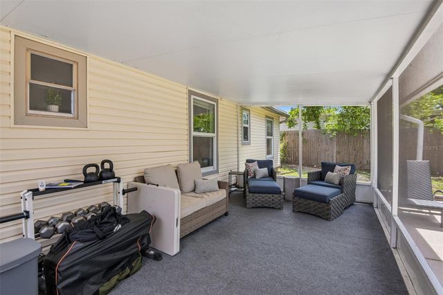 4218 6TH AVENUE N, St Petersburg, FL 33713