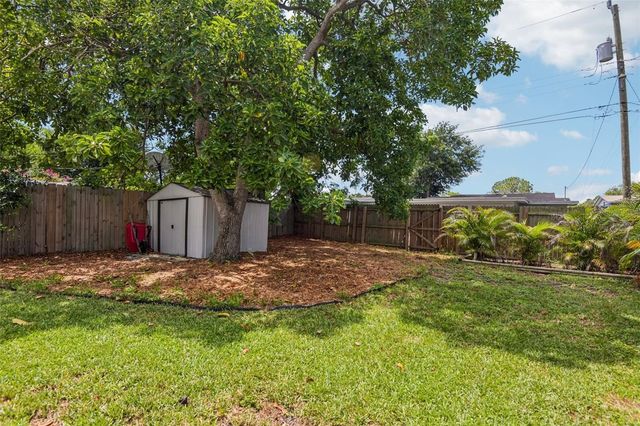 4218 6TH AVENUE N, St Petersburg, FL 33713
